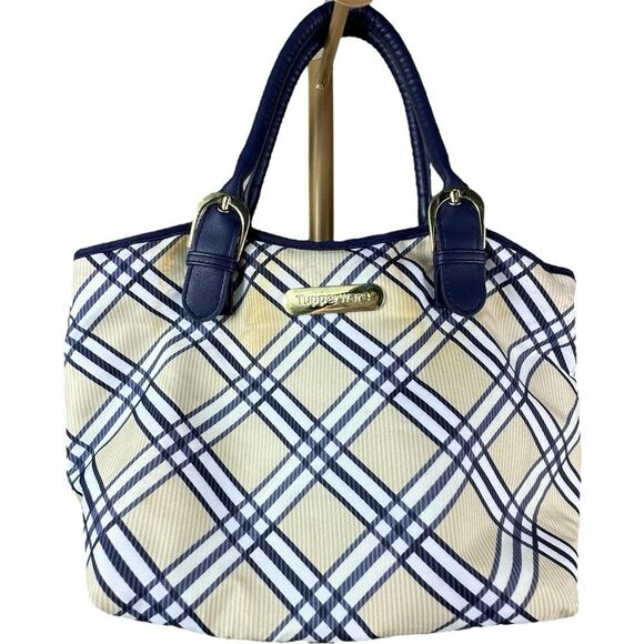 Tupperware Navy Cream Plaid Insulated Zip Top Lunch Bag - Picture 1 of 7